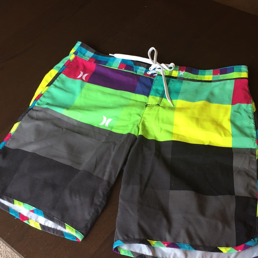 Hurley boardshorts